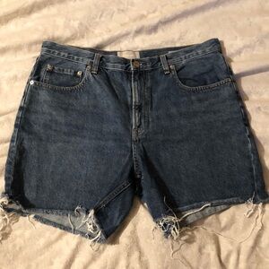 Women’s EVERLANE The Denim Short Jean Shorts - Size 32